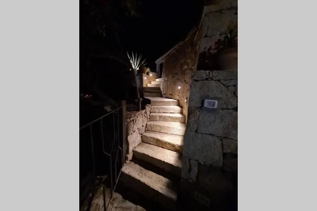 הוילה לישה די ואקה Casa Mariu' ,Con Giardino Vista Mare בית נופש