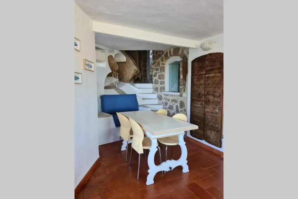 Casa Mariu' ,Con Giardino Vista Mare Villa Liscia di Vacca 0*,